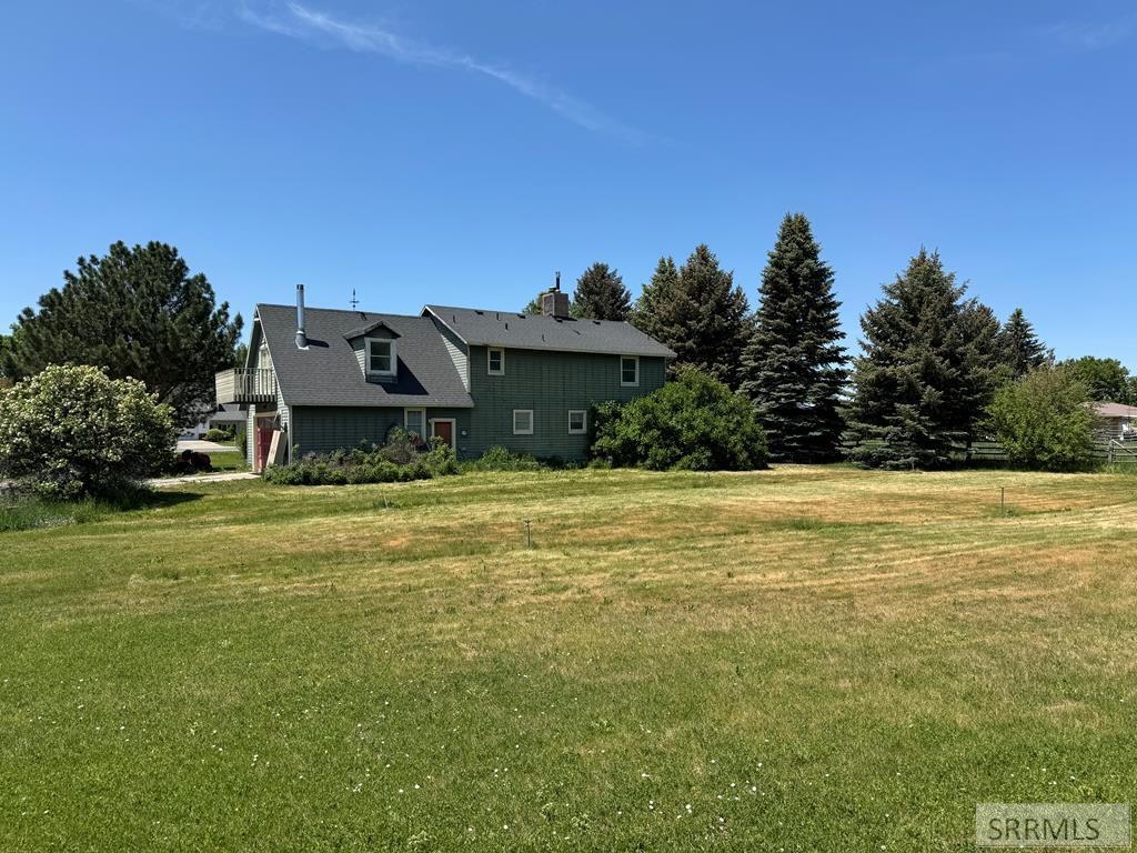 Image 37 of property listing at 2950 N Ammon Road, Idaho Falls, ID 83401