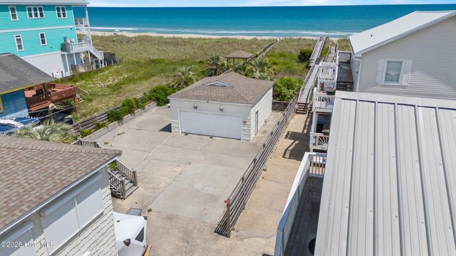 1112 Carolina Beach Avenue N, Carolina Beach, NC 28428