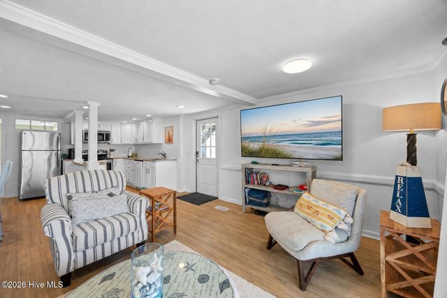 1112 Carolina Beach Avenue N, Carolina Beach, NC 28428
