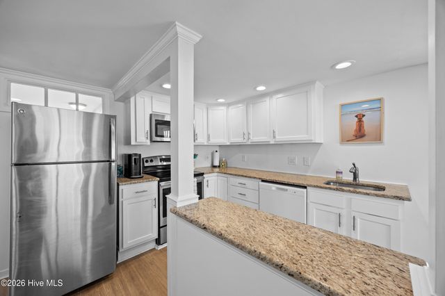 1112 Carolina Beach Avenue N, Carolina Beach, NC 28428