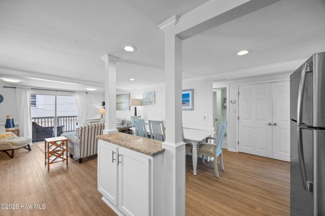 1112 Carolina Beach Avenue N, Carolina Beach, NC 28428