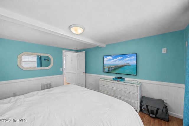1112 Carolina Beach Avenue N, Carolina Beach, NC 28428