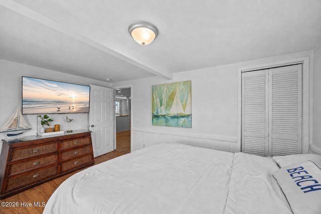 1112 Carolina Beach Avenue N, Carolina Beach, NC 28428