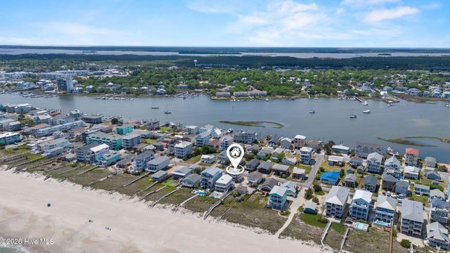 1112 Carolina Beach Avenue N, Carolina Beach, NC 28428