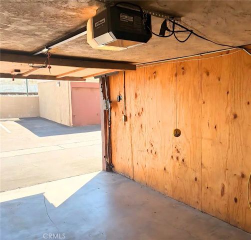 555 S La Veta Park 234, Orange, CA 92868