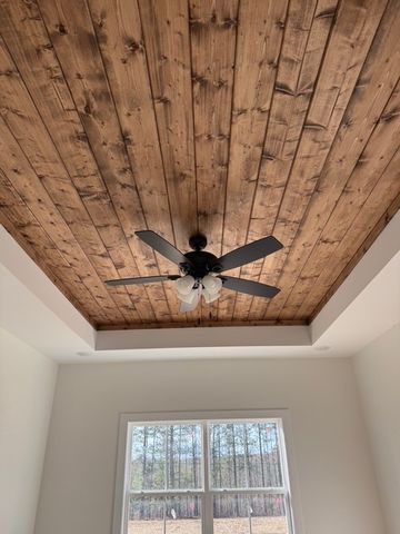 34 Pafford Ln, Erin, TN 37061