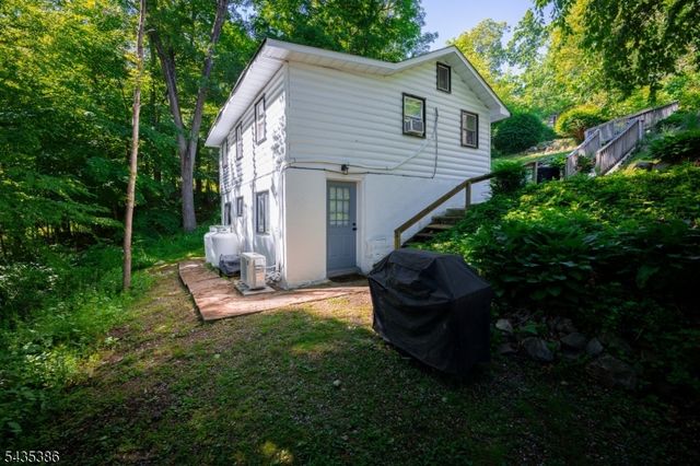 7 Birch Road, Vernon Twp., NJ 07461