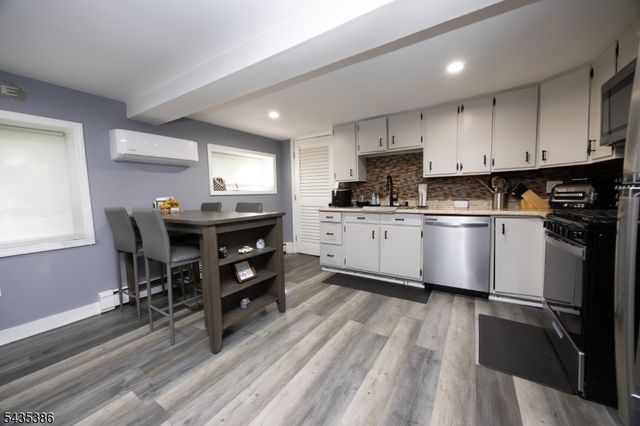 7 Birch Road, Vernon Twp., NJ 07461