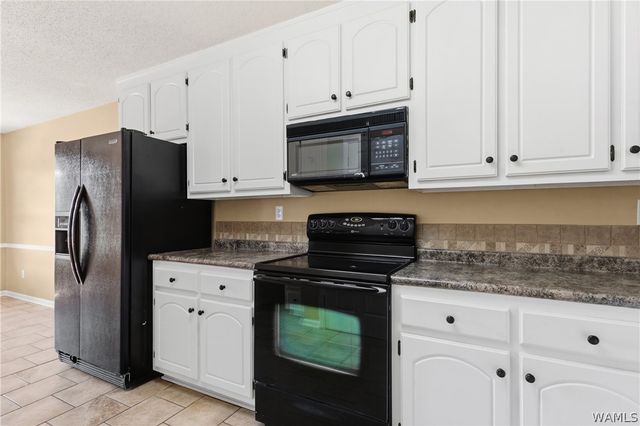 3844 Holly Point, Northport, AL 35473