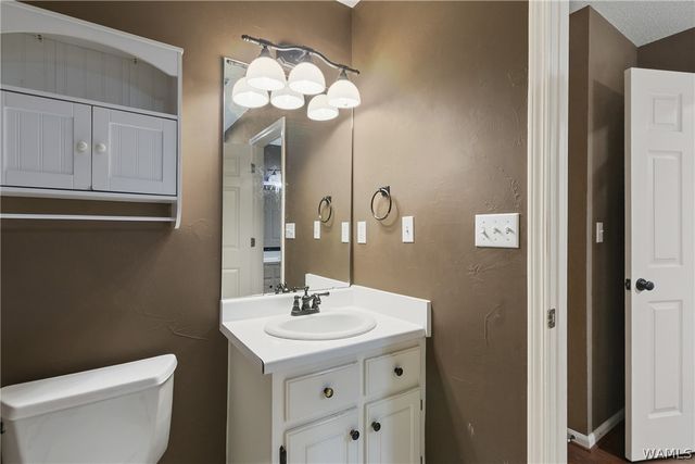 3844 Holly Point, Northport, AL 35473