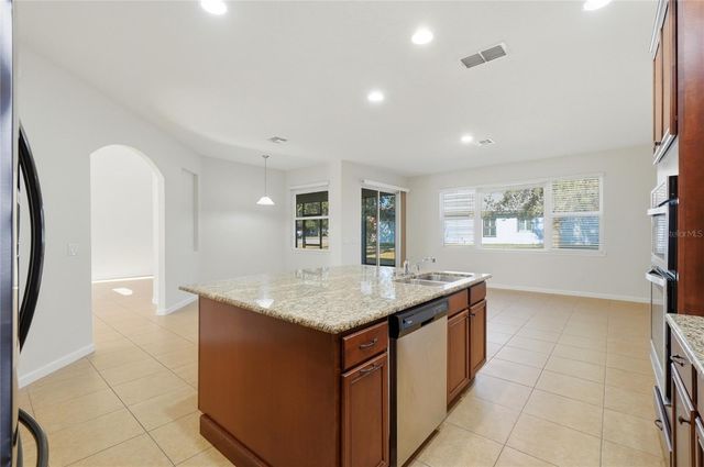 4898 BELLE VUE BREEZE LOOP, Auburndale, FL 33823