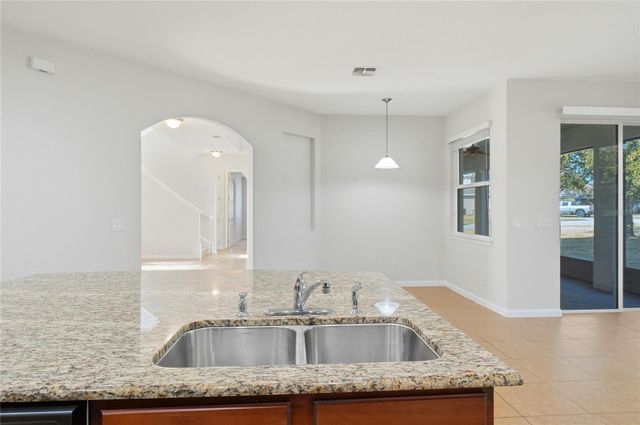 4898 BELLE VUE BREEZE LOOP, Auburndale, FL 33823