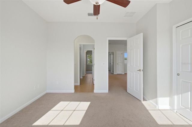 4898 BELLE VUE BREEZE LOOP, Auburndale, FL 33823