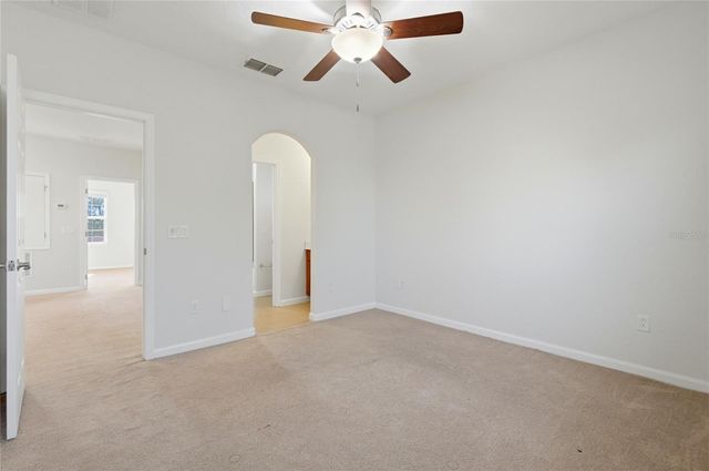 4898 BELLE VUE BREEZE LOOP, Auburndale, FL 33823