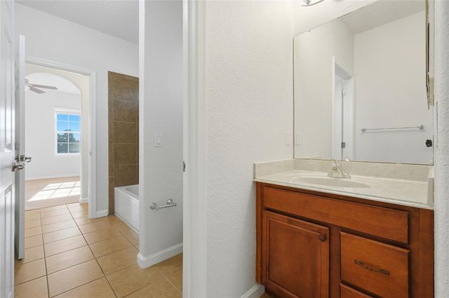 4898 BELLE VUE BREEZE LOOP, Auburndale, FL 33823