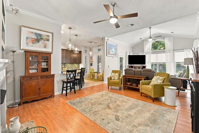 1186 N Blackmoor Dr., Murrells Inlet, SC 29576