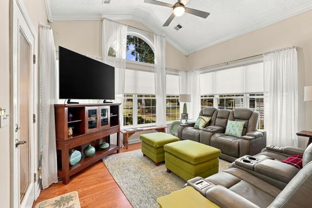 1186 N Blackmoor Dr., Murrells Inlet, SC 29576