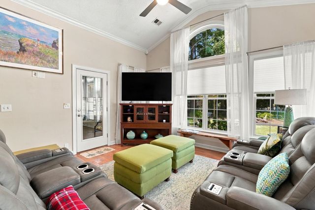 1186 N Blackmoor Dr., Murrells Inlet, SC 29576