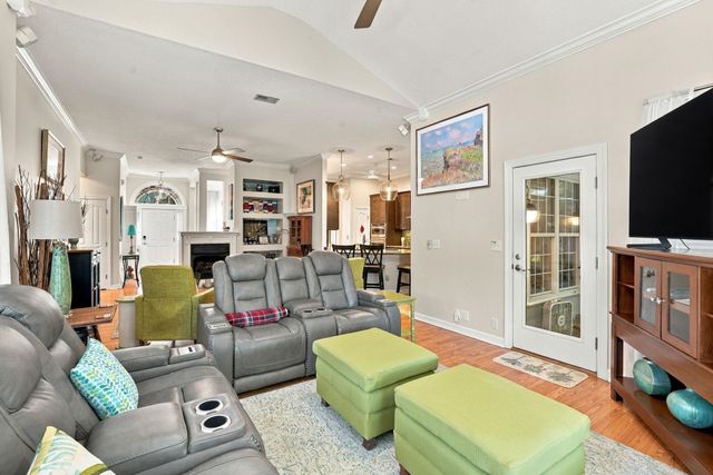 1186 N Blackmoor Dr., Murrells Inlet, SC 29576