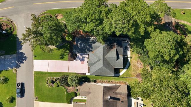 1186 N Blackmoor Dr., Murrells Inlet, SC 29576