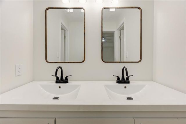 107 Cedar Court SE, Marietta, GA 30067