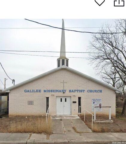 815 Albert St, San Antonio, TX 78207