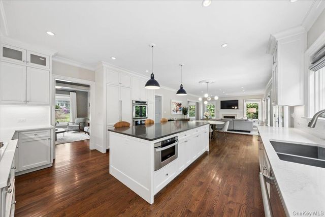 635 Bleeker Avenue, Mamaroneck, NY 10543