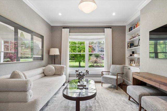 635 Bleeker Avenue, Mamaroneck, NY 10543