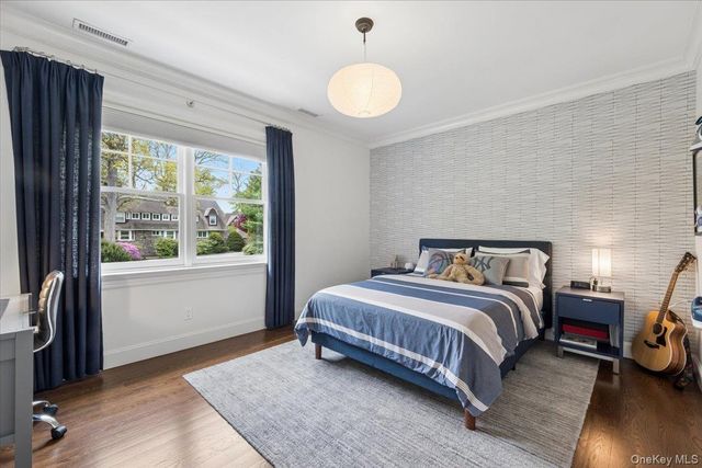 635 Bleeker Avenue, Mamaroneck, NY 10543