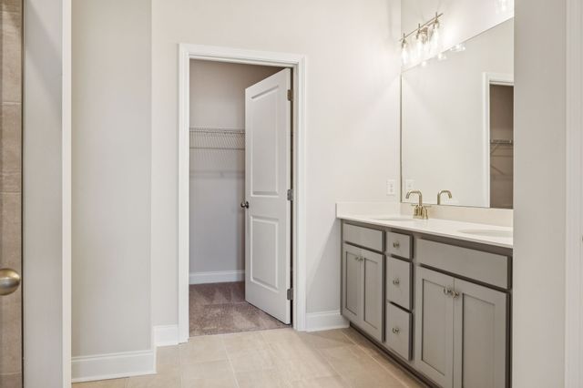 346 Emerald Blvd, Lebanon, TN 37087