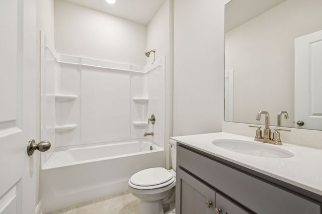 346 Emerald Blvd, Lebanon, TN 37087