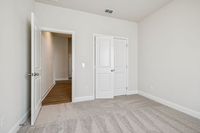 346 Emerald Blvd, Lebanon, TN 37087