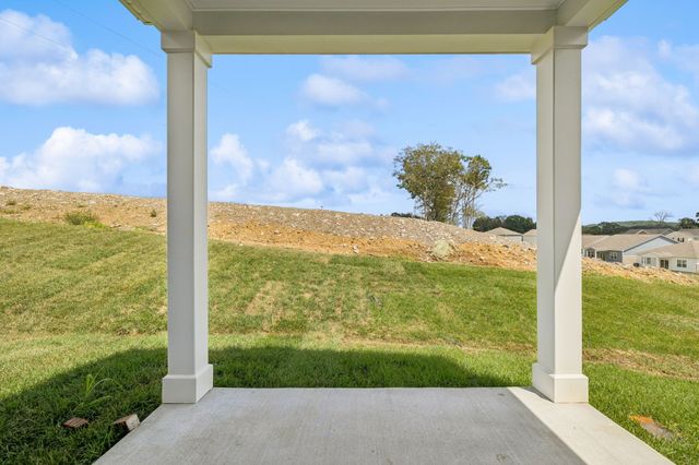 346 Emerald Blvd, Lebanon, TN 37087