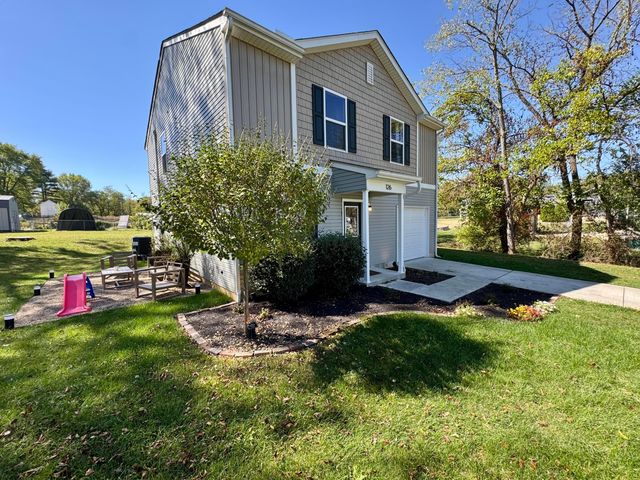 126 Twin Creek Way, Lancaster, OH 43130