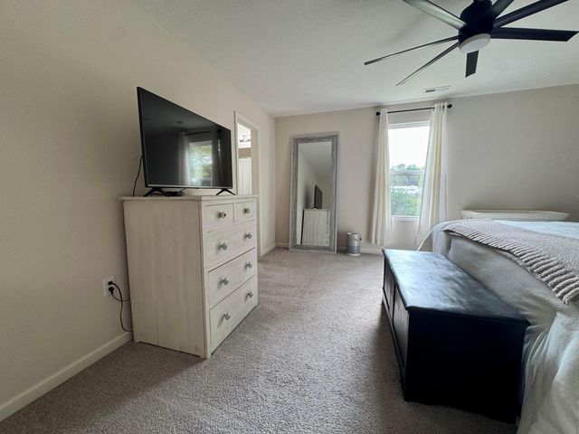 126 Twin Creek Way, Lancaster, OH 43130