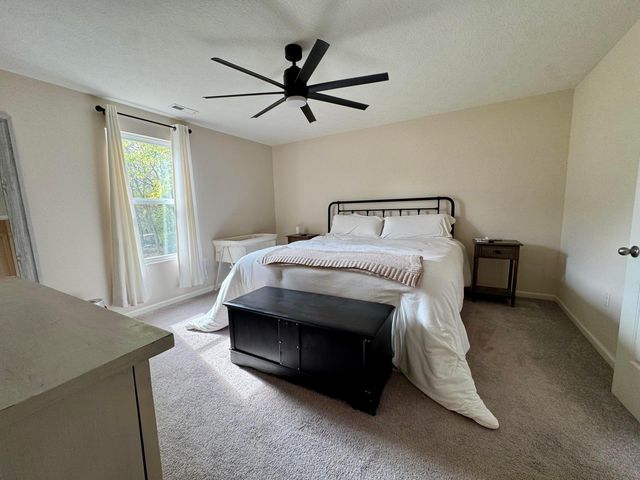 126 Twin Creek Way, Lancaster, OH 43130