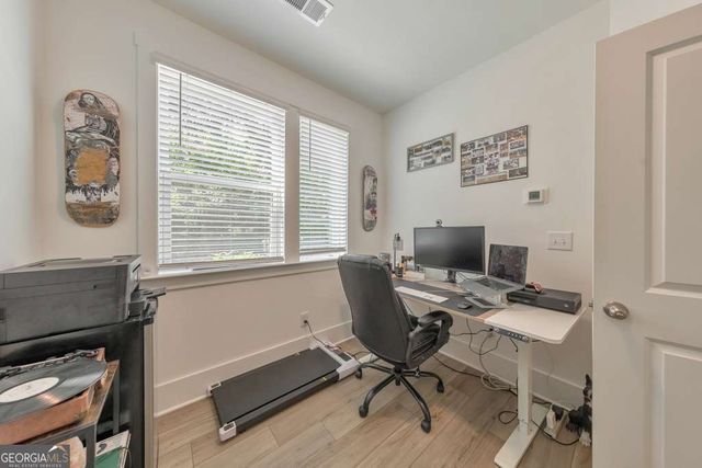 1519 Layton Lane NW, Atlanta, GA 30318