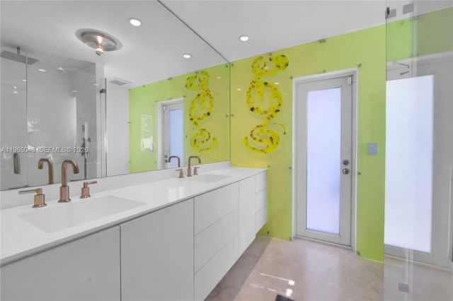 3400 NE 165th St, North Miami Beach, FL 33160