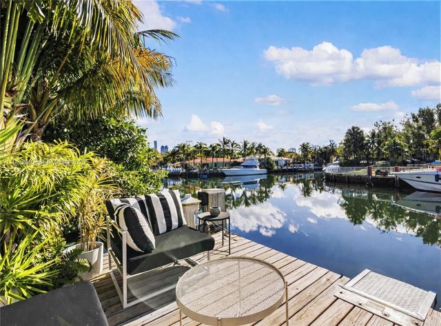 3400 NE 165th St, North Miami Beach, FL 33160