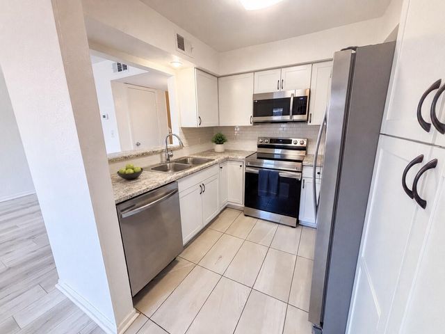 11002 Hammerly Boulevard 43, Houston, TX 77043