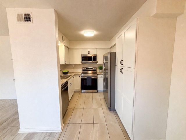 11002 Hammerly Boulevard 43, Houston, TX 77043
