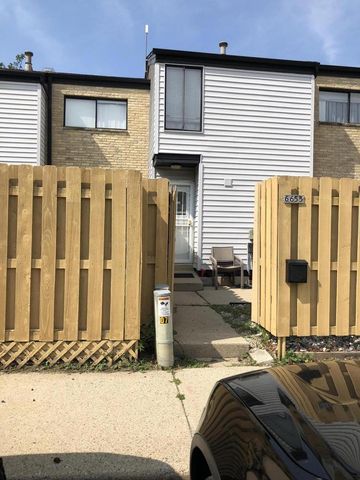 6655 N Bourbon STREET, Milwaukee, WI 53224