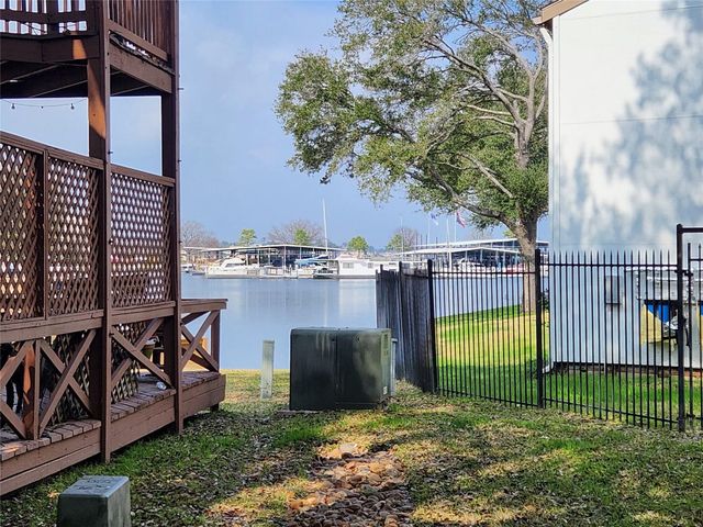 12100 Melville Drive 505, Montgomery, TX 77356
