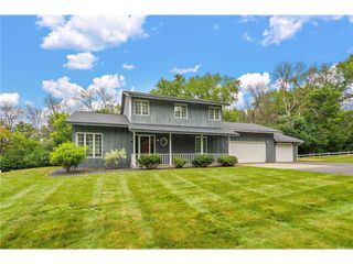 698 Badlands Road, Hudson, WI 54016