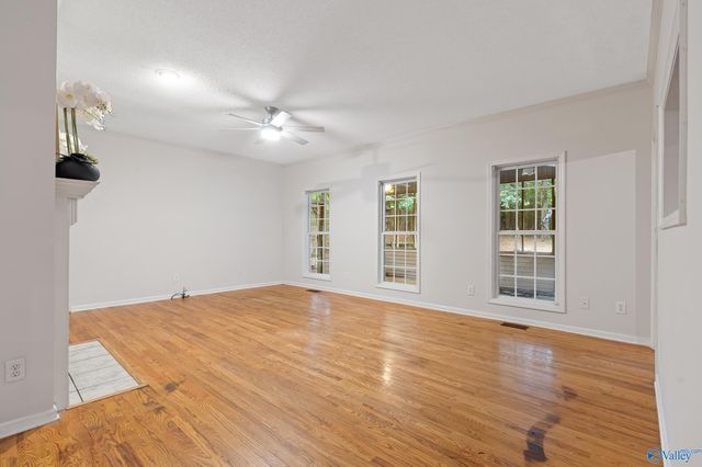 104 Glade Creek Circle, Harvest, AL 35749