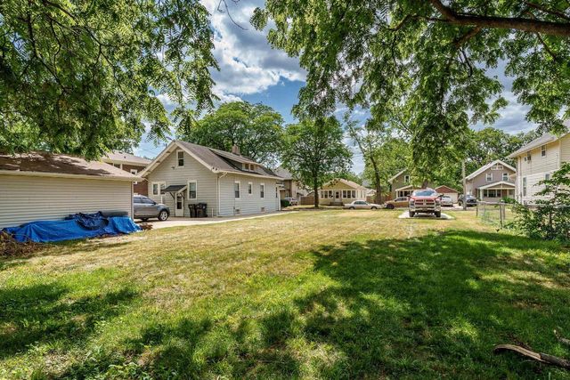 1234 E Porter Avenue, Beloit, WI 53511