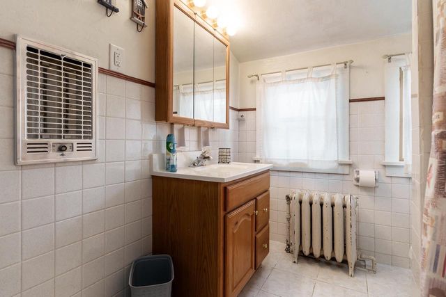 1234 E Porter Avenue, Beloit, WI 53511