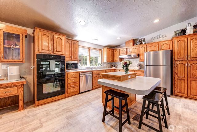 14024 84th Street NE, Lake Stevens, WA 98258