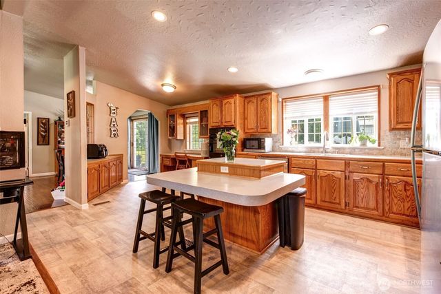 14024 84th Street NE, Lake Stevens, WA 98258