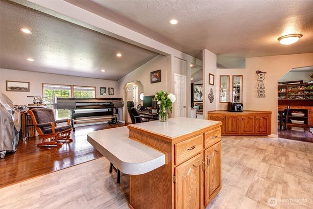 14024 84th Street NE, Lake Stevens, WA 98258